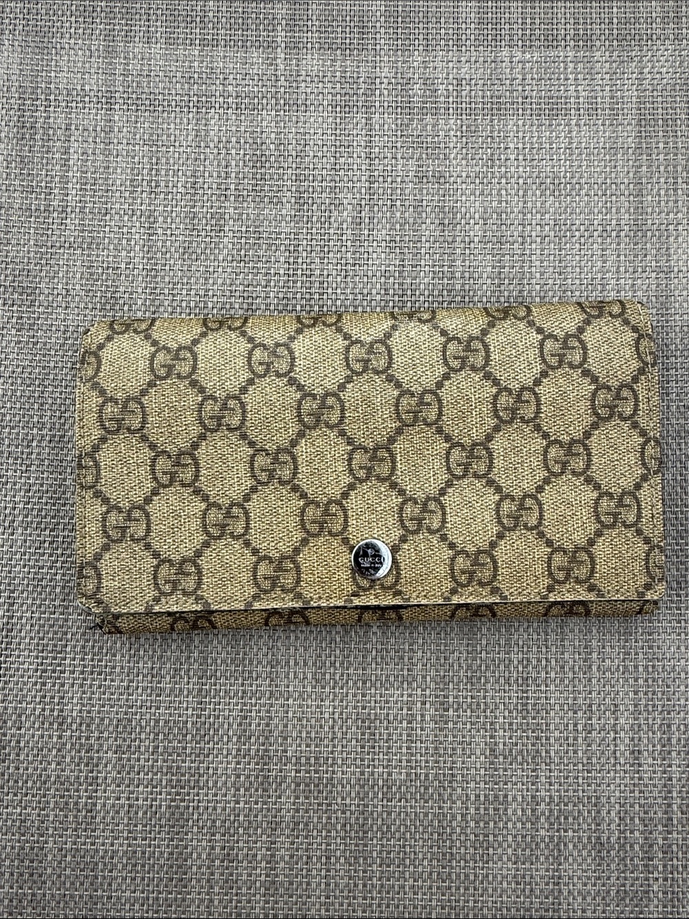 Vintage Gucci Beige/Brown GG Supreme Continental Wallet